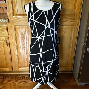 NWT Tommy Hilfiger Sleeveless Dress, Size 8
